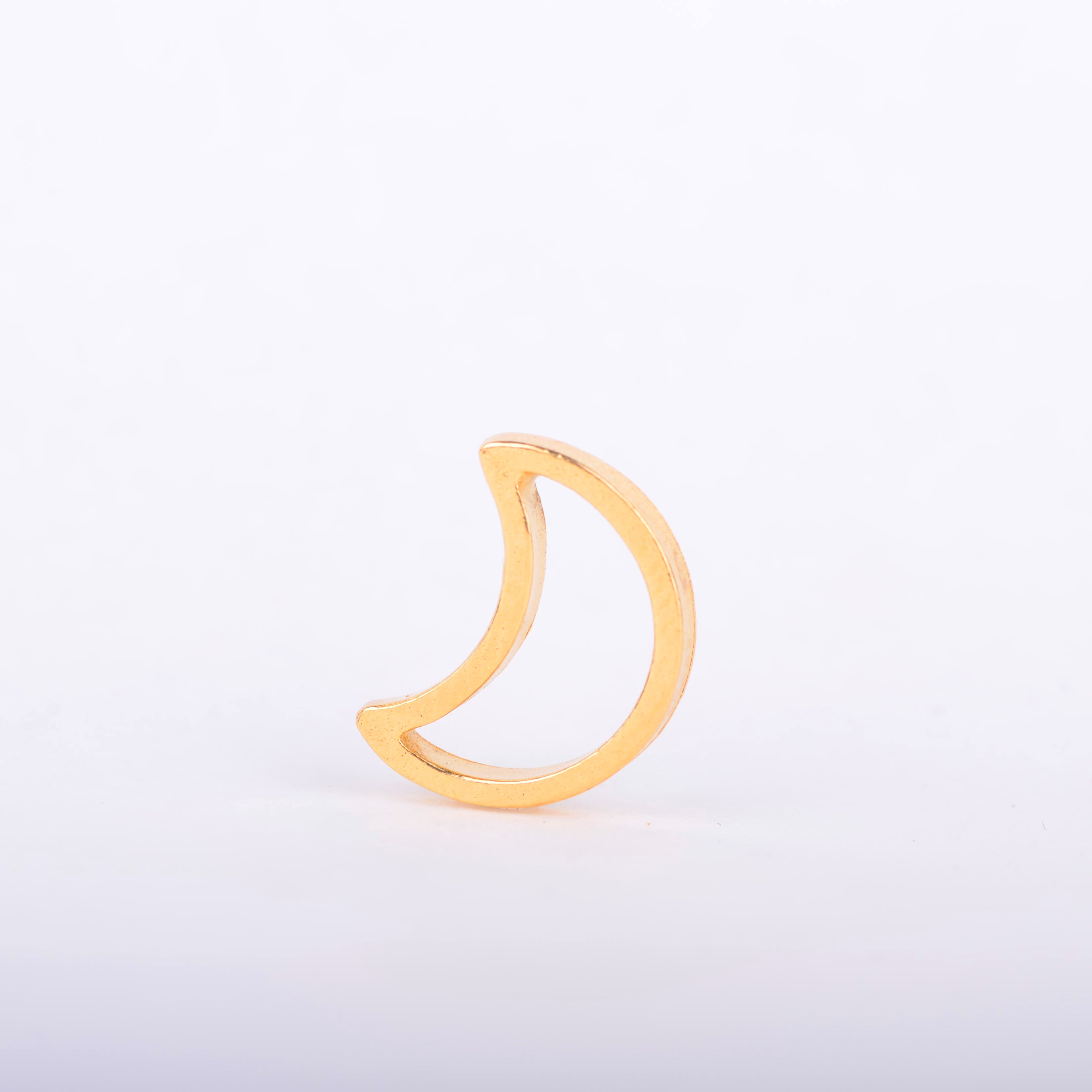 Pendant moon