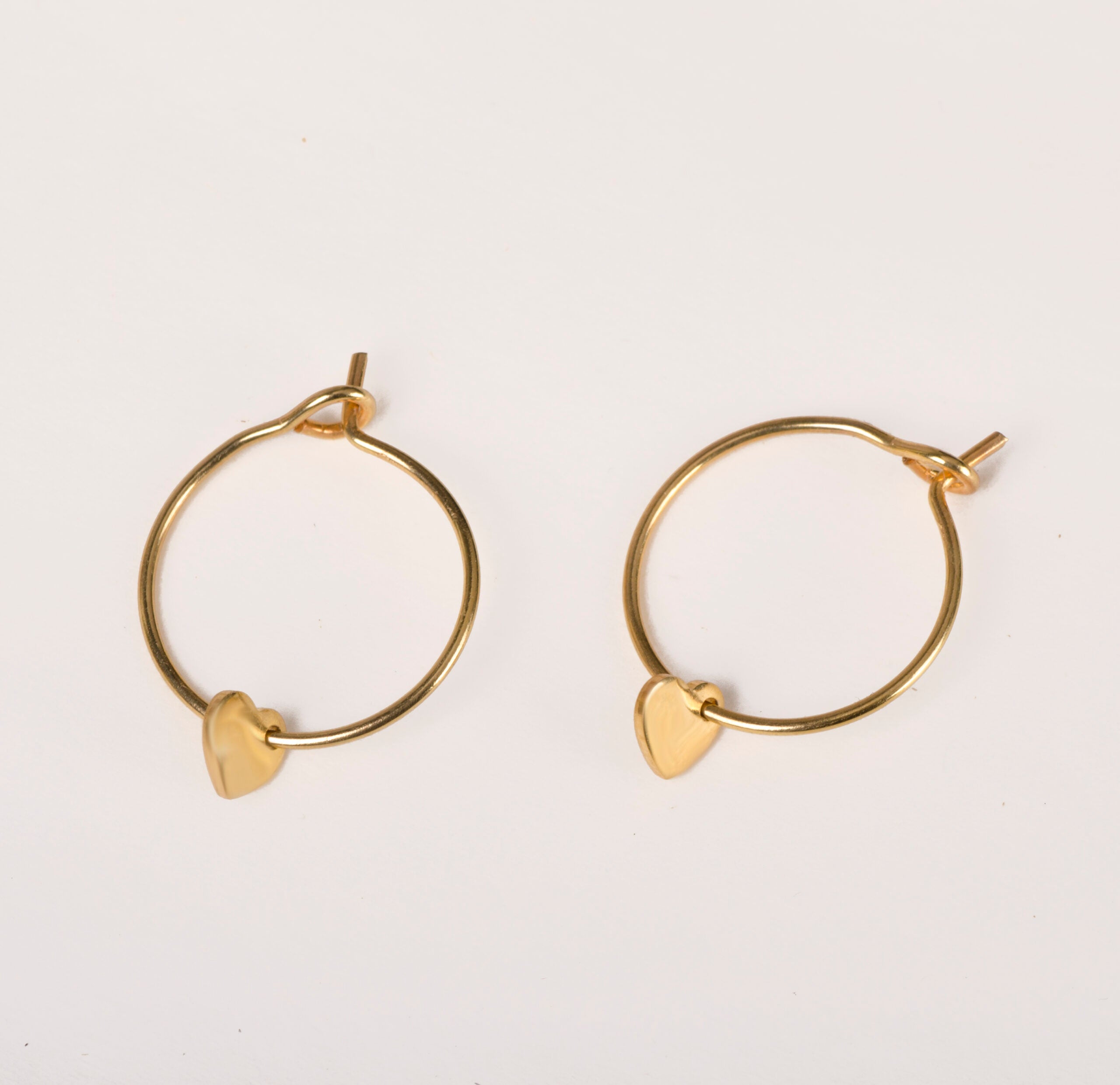 Earrings hoops limited heart