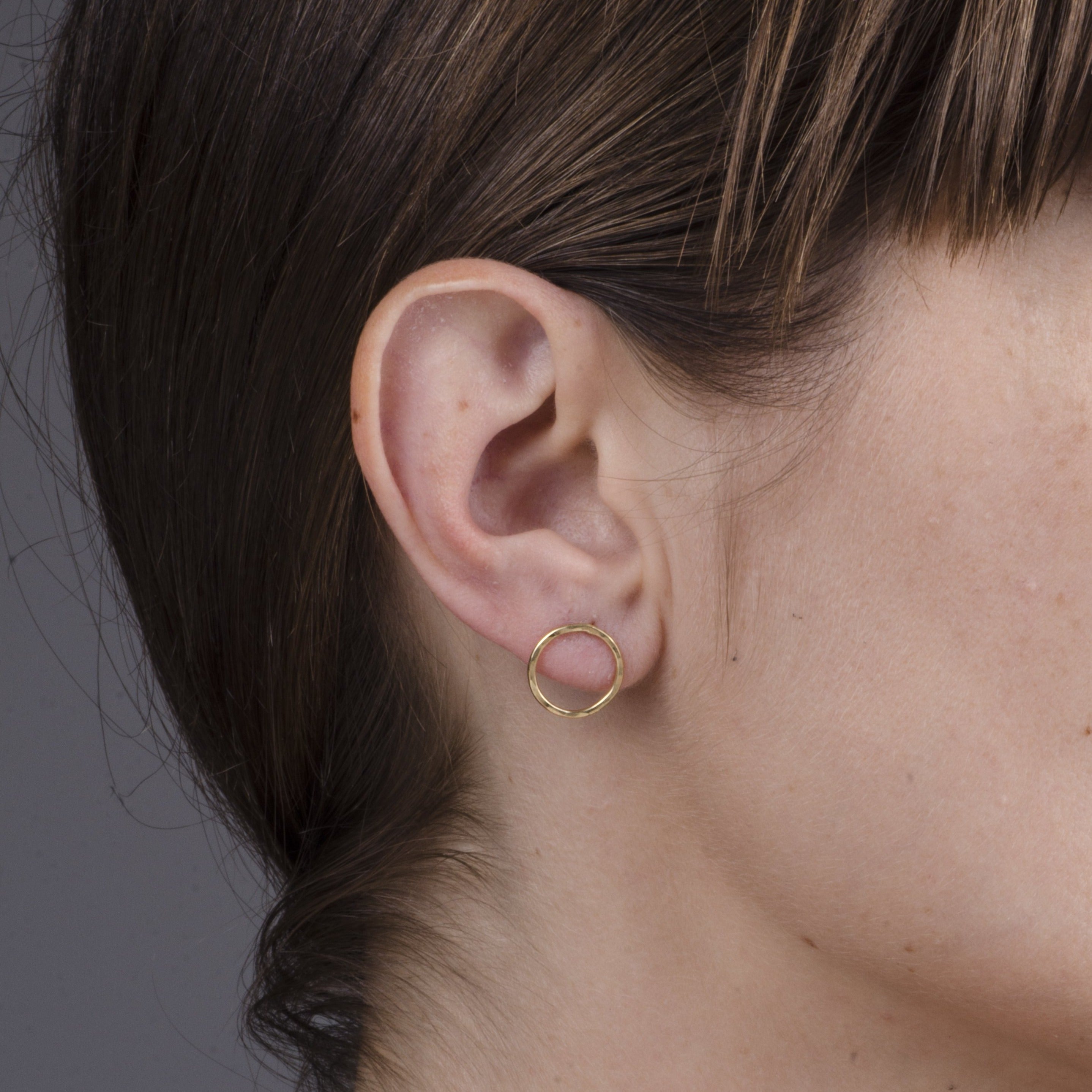 Earrings hammered