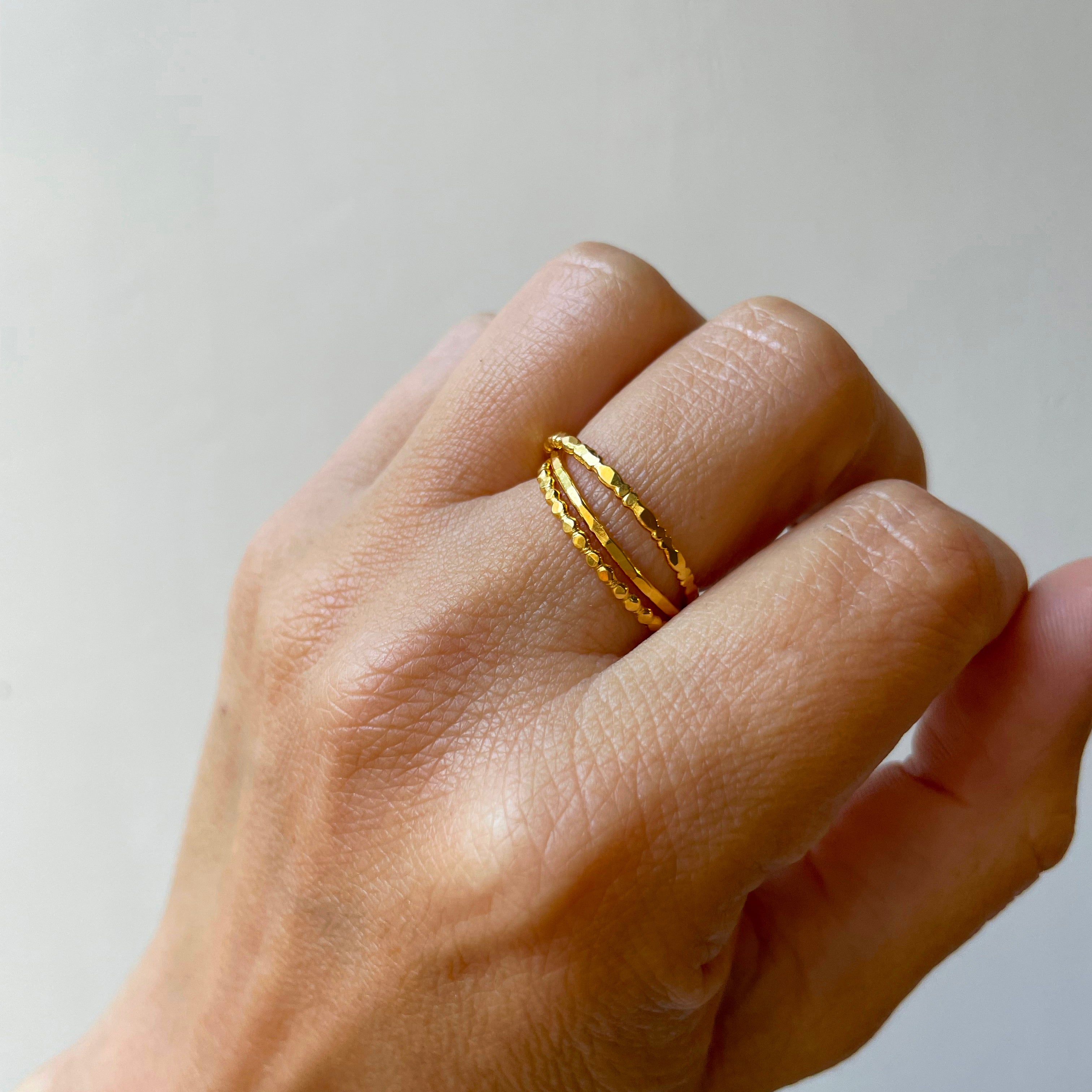 Ring thick three