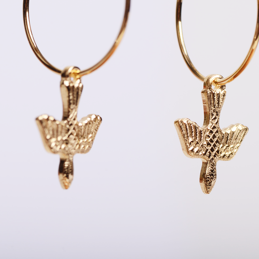 Earrings bird hoop